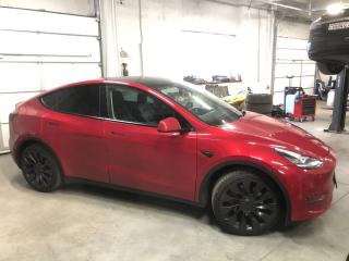 Tesla Model Y 1 поколение