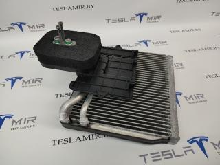 испаритель кондиционера Tesla Model S 1 поколение [рестайлинг] 2018, 1116135-00, 1039042-00