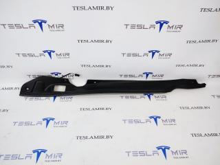 накладка двери (крышки) багажника Tesla Model S 1 поколение [рестайлинг] 2018, 6007576-00, 1005361