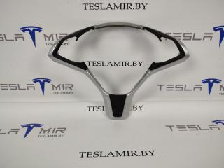 Корпус декоративный подушки безопасности (руля) водителя Tesla Model 3 1 поколение 2021, 2463292, 2463293, 1096973-00