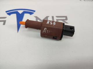 Датчик педали тормоза (лягушка) Tesla Model 3 1 поколение 2021, 1044681-00