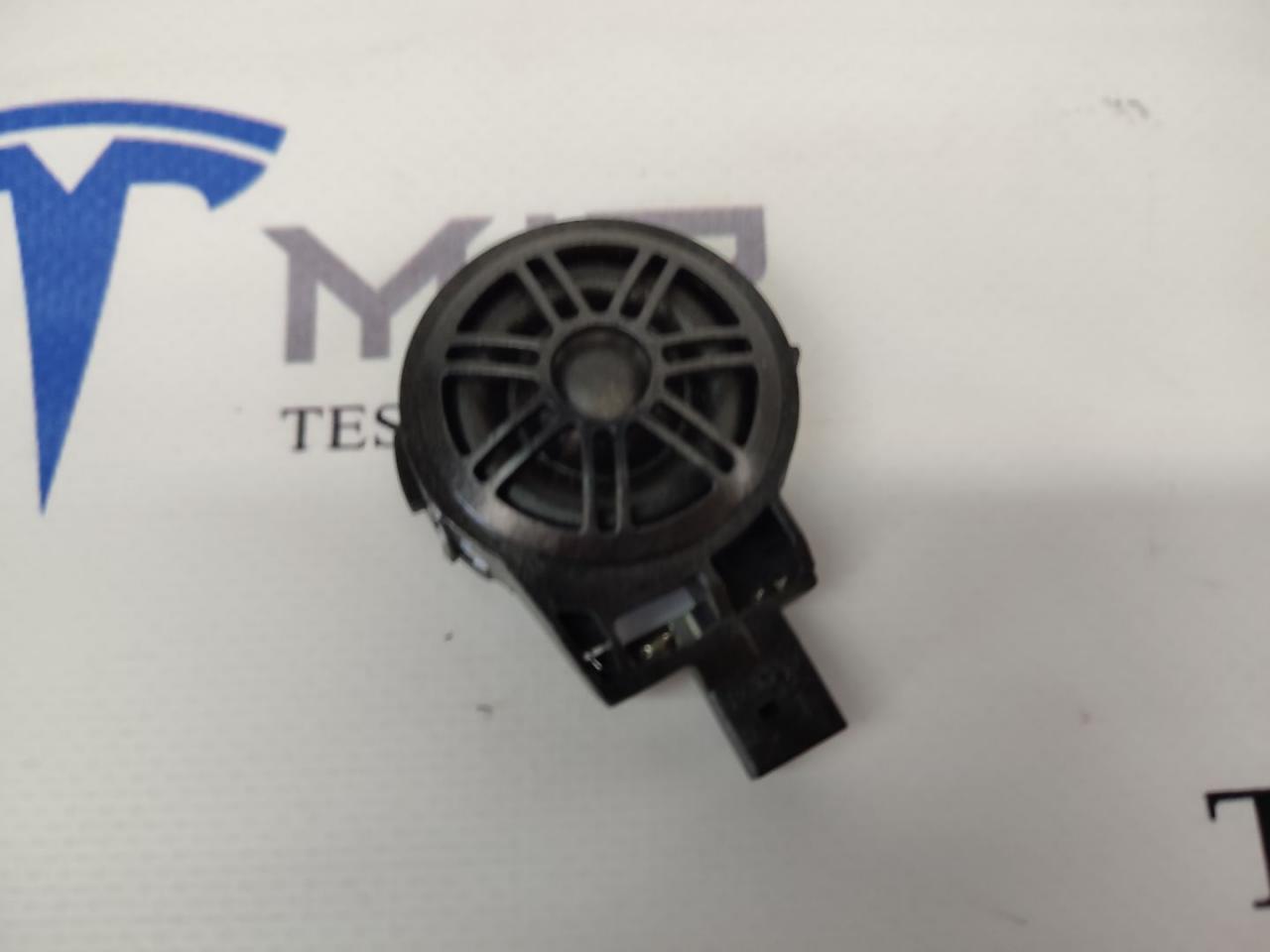 динамик высокочастотный (пищалка) Tesla Model 3 1 поколение 2020, 1079741-00 - фото №1