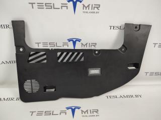 пластик Tesla Model 3 1 поколение 2020, 1100553-00, 1130978-00