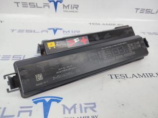 крышка блока предохранителей Tesla Model S 1 поколение [рестайлинг] 2017, 1034406-00