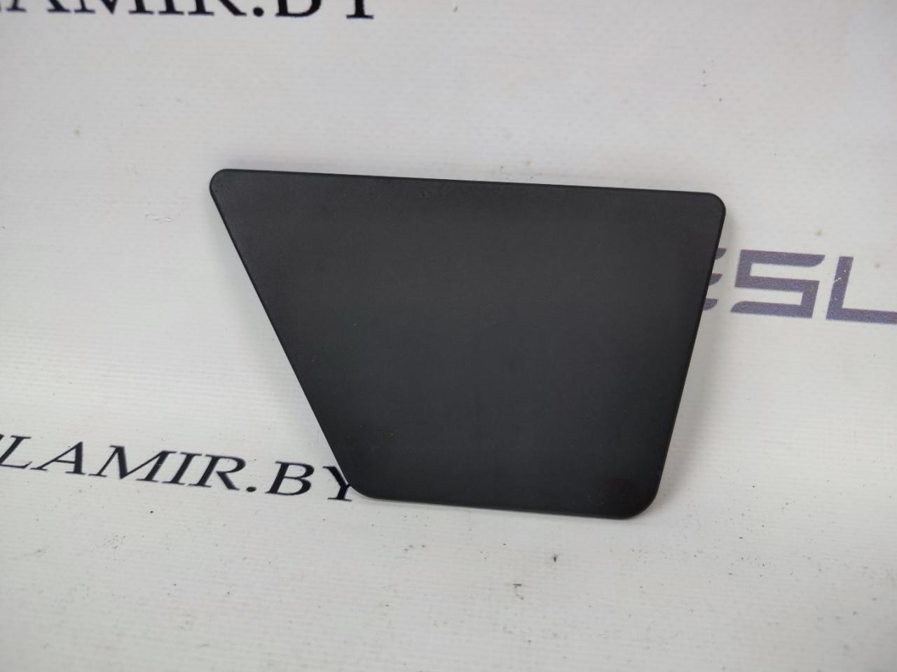 Накладка стойки B наружная правая нижняя Tesla Model 3 1 поколение 2021, 1100088-00 - фото №1