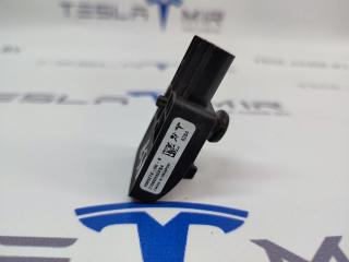 датчик удара Tesla Model S 1 поколение [рестайлинг] 2017, 1005274-00