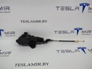 Электропривод (активатор, актуатор) замка капота Tesla Model Y 1 поколение 2021, 1500398-00, 1643071-00