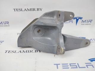кронштейн двигателя Tesla Model S 1 поколение [рестайлинг] 2017, 1077751-00