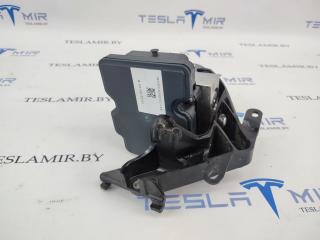 блок ABS Tesla Model 3 1 поколение 2020, 1044745-00, 1103541-00, 1188741-50