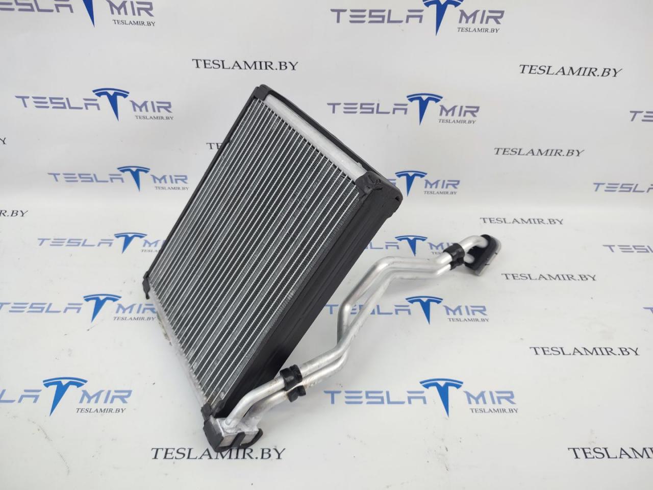 испаритель кондиционера Tesla Model 3 1 поколение 2020, 1494714-99, 1099999-00, T86957B, T74854B - фото №1