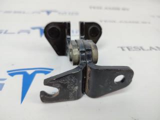 петля двери Tesla Model 3 1 поколение 2020, 1091332-00
