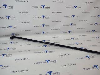 Патрубок системы охлаждения пластиковый передний Tesla Model 3 1 поколение 2022, 1530118-00