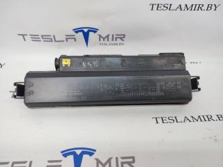 крышка блока предохранителей Tesla Model S 1 поколение [рестайлинг] 2017, 1119059-00
