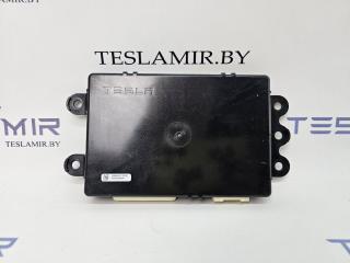 блок управления подвеской Tesla Model S 1 поколение [рестайлинг] 2017, 1060989-00
