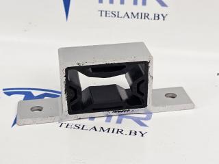 кронштейн радиатора Tesla Model 3 1 поколение 2021, 1493996-00, 1451878-00