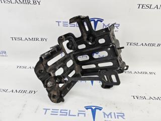 крепление аккумулятора Tesla Model 3 1 поколение 2022, 1119120-00, 1103710-00