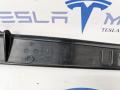 Заслонка корпуса центрального люверса правая Tesla Model 3 1 поколение 2020, 1098096-00 - фото №3
