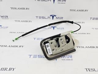 замок двери передней левой Tesla Model 3 1 поколение 2023, 1500672-00
