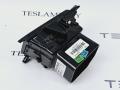 Декоративная накладка центральной консоли Tesla Model S 1 поколение [рестайлинг] 2018, 6007629-00, 1061732-00, 1096878-00 - фото №2