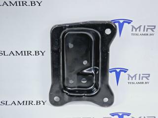 кронштейн заднего бампера Tesla Model Y 1 поколение 2021, 1487616-00