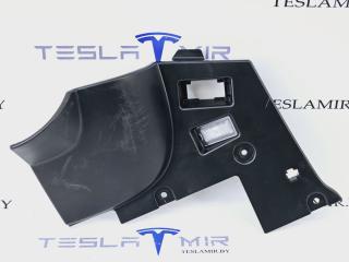 пластик Tesla Model Y 1 поколение 2021, 1007151-70, 1507076-00