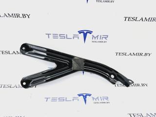 распорка стоек Tesla Model S 1 поколение [2-й рестайлинг] 2022, 1617459-00