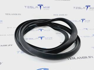 уплотнитель Tesla Model Y 1 поколение 2021, 1497681-00