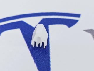 Клипса крепления накладок декоративных Tesla Model Y 1 поколение 2021, 1496105-00