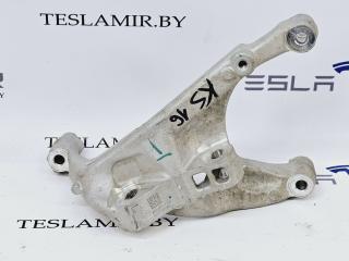 кронштейн двигателя Tesla Model S 1 поколение [2-й рестайлинг] 2022, 1134684-00