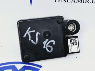 радар / датчик активного круиз контроля Tesla Model S 1 поколение [2-й рестайлинг] 2022, 1607917-00