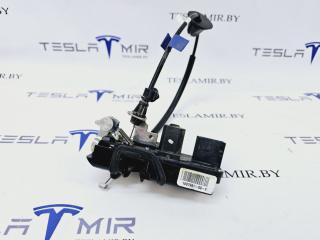 замок двери передней правой Tesla Model S 1 поколение [2-й рестайлинг] 2022, 1607991-00