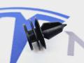 Клипса крепления накладки арки и подкапотного пластика Tesla Model Y 1 поколение 2021, 1666856-00 - фото №2