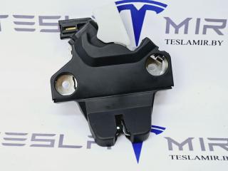 замок багажника Tesla Model 3 1 поколение 2020, 1092308-00