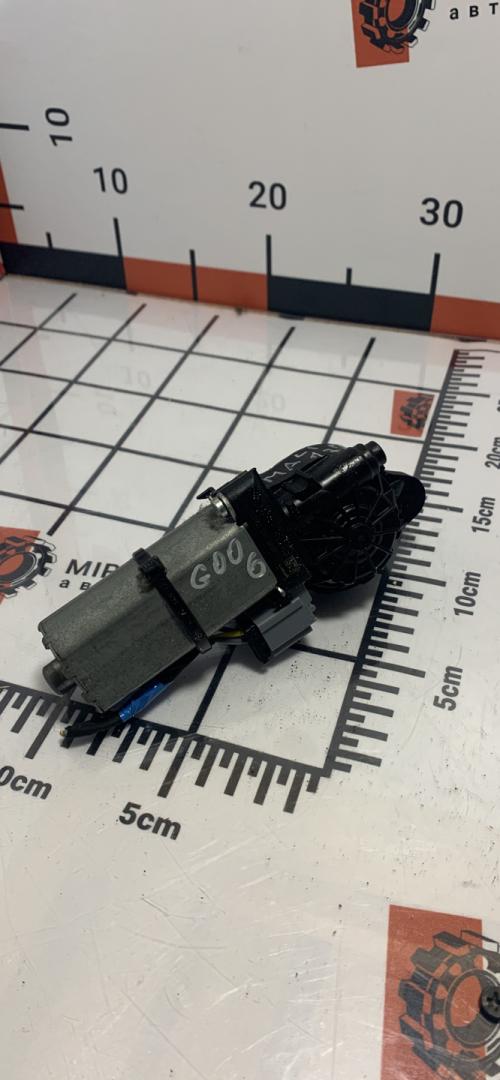 моторчик регулировки сиденья Chevrolet Malibu 9 поколение 2017, 1.5 л., бензин, АКПП, седан - фото №1