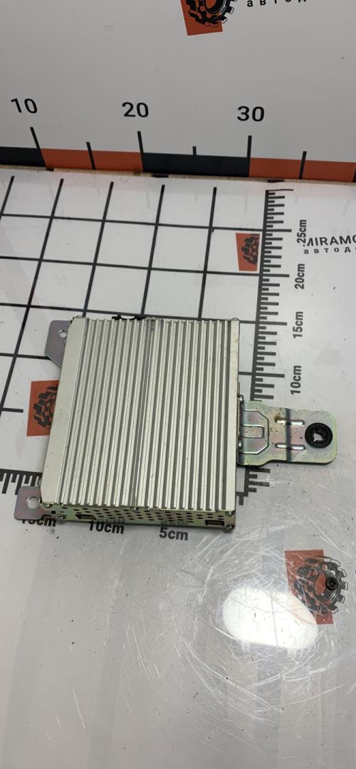 усилитель музыкальный Chevrolet Equinox 3 поколение 2018, 1.5 л., бензин, АКПП, внедорожник 5 дв., 84301357 - фото №1