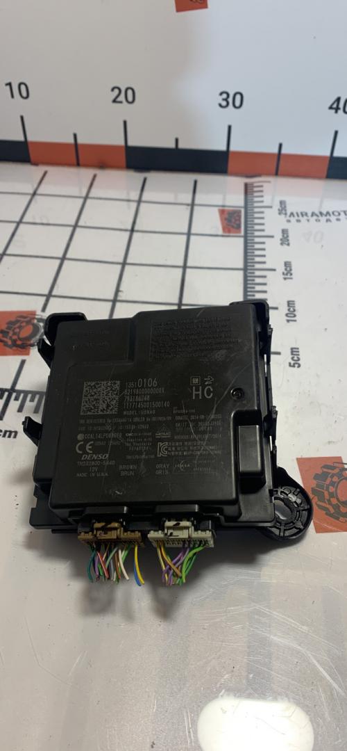 Блок управления бесключевым доступом Chevrolet Equinox 3 поколение 2018, 1.5 л., бензин, АКПП, внедорожник 5 дв., 13510106 - фото №1