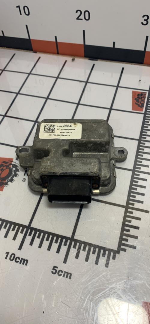 блок управления топливным насосом Chevrolet Equinox 3 поколение 2018, 1.5 л., бензин, АКПП, внедорожник 5 дв. - фото №1