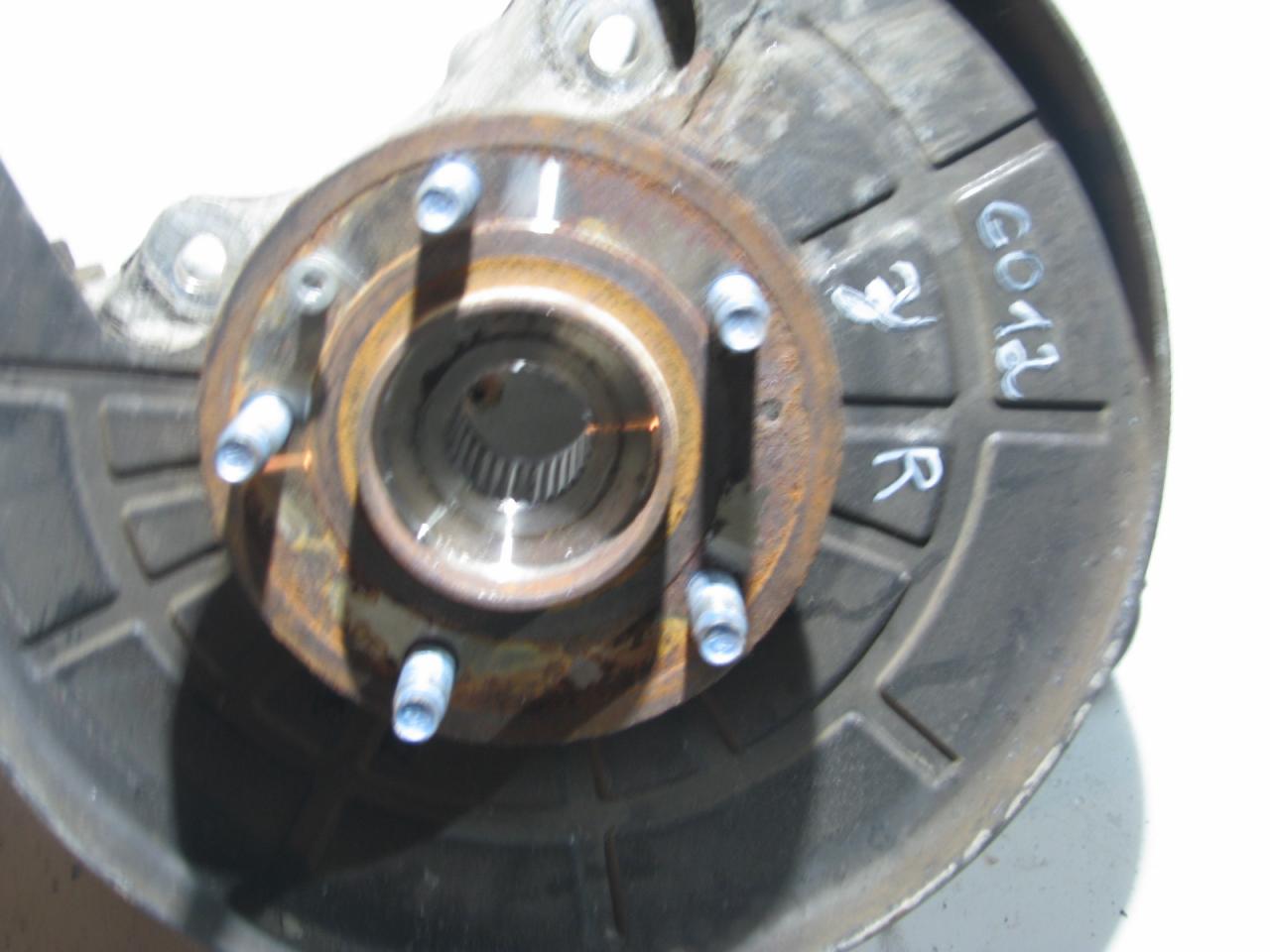 ступица задняя правая Chevrolet Equinox 3 поколение 2018, 1.5 л., бензин, АКПП, внедорожник 5 дв. - фото №1