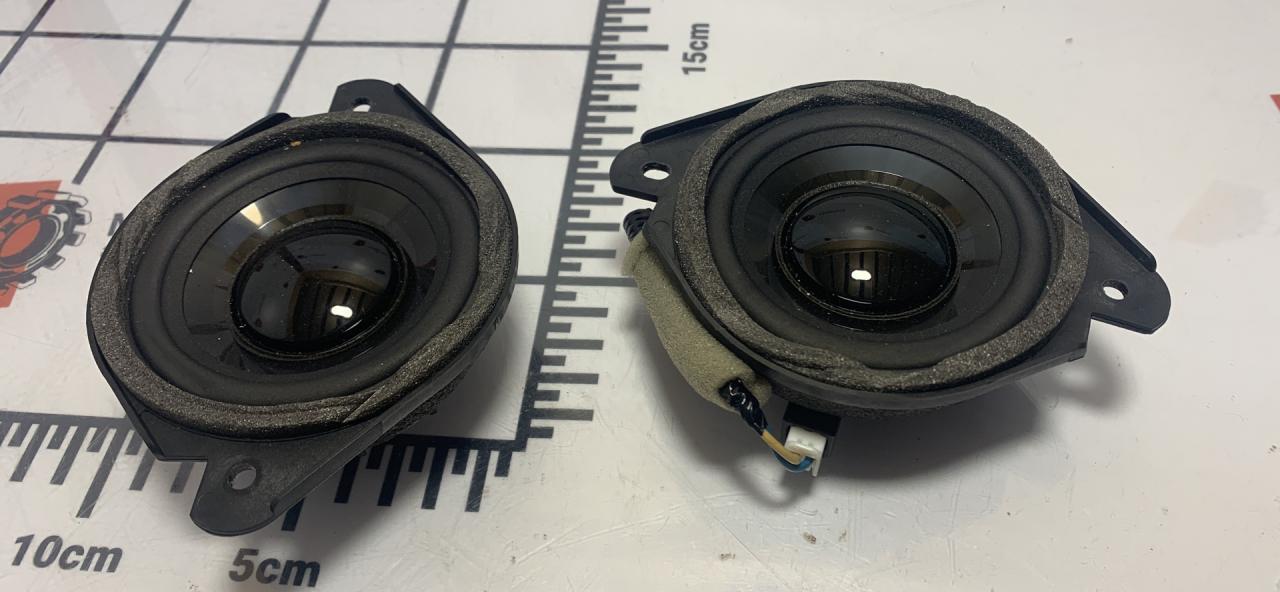 динамик высокочастотный (пищалка) Acura TLX 3-е поколение 2021, 2.0 л., бензин, АКПП, седан - фото №1