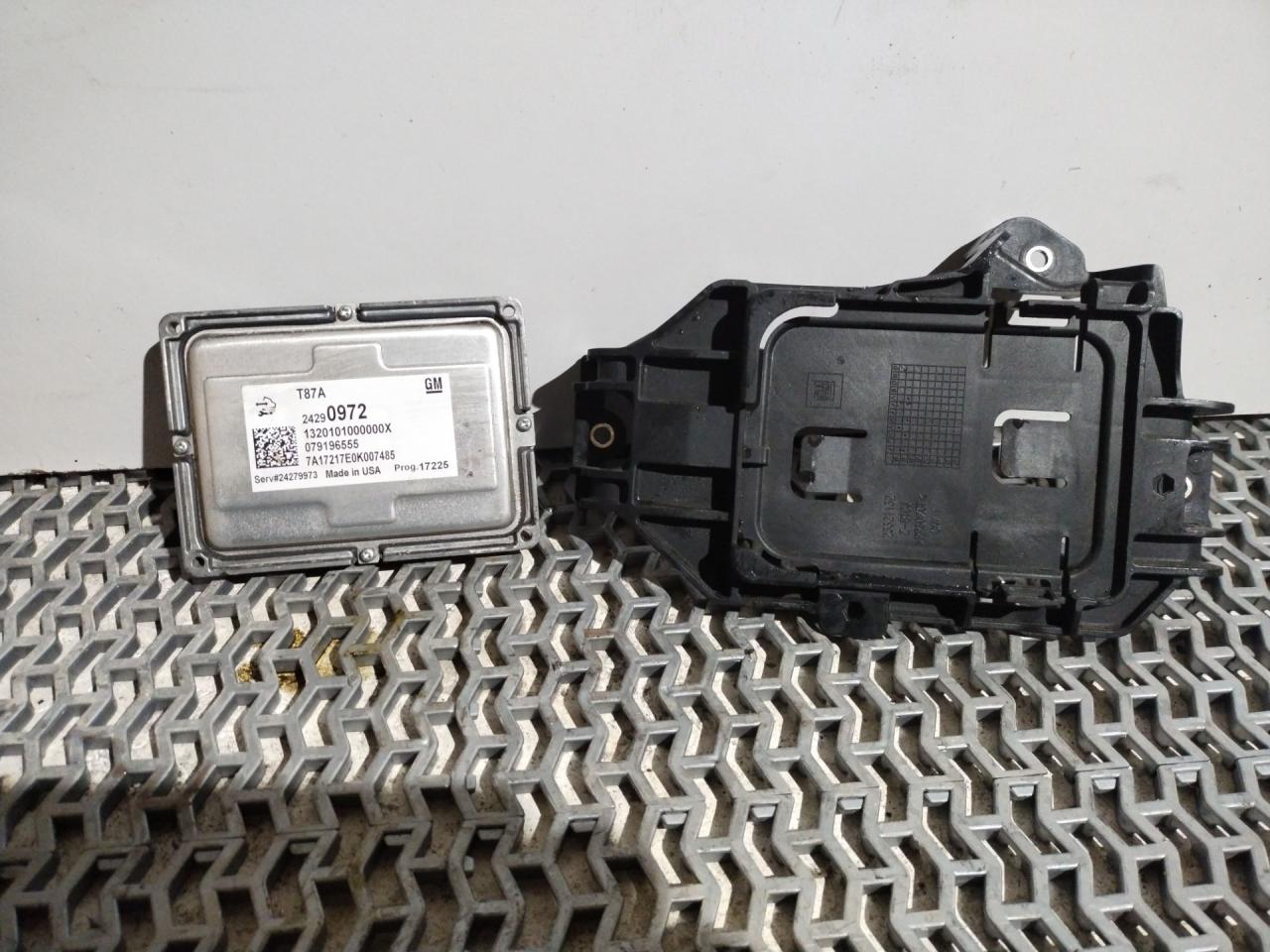 блок управления АКПП GMC Terrain 2 поколение 2018, 2.0 л., бензин, АКПП, внедорожник 5 дв., 24290972 - фото №1
