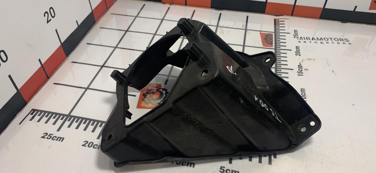 Кронштейн крепления фары противотуманной правой Acura TLX 3-е поколение 2021, 2.0 л., бензин, АКПП, седан, 71113-TGV-A00 - фото №1