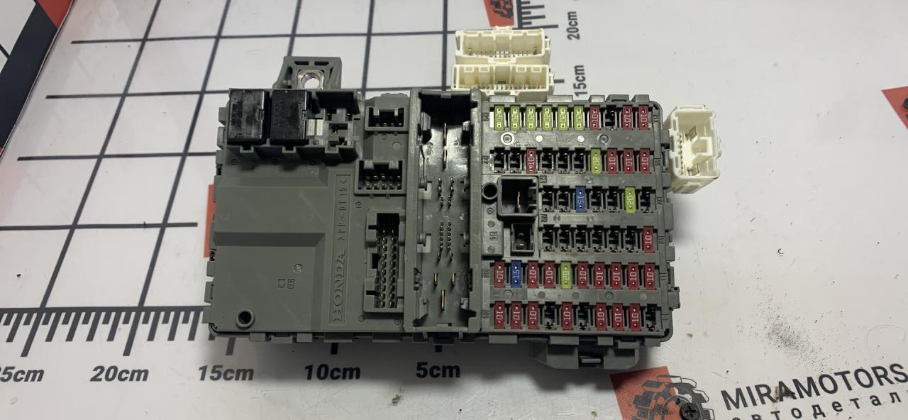 блок предохранителей Acura TLX 3-е поколение 2021, 2.0 л., бензин, АКПП, седан - фото №1