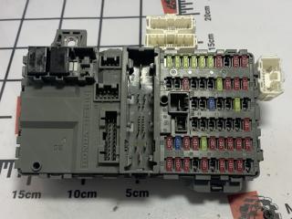 блок предохранителей Acura TLX 3-е поколение 2021, 2.0 л., бензин, АКПП, седан