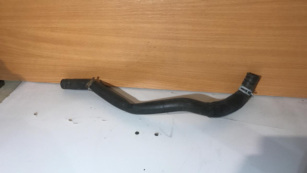 трубка охлаждающей жидкости Chevrolet Malibu 9 поколение 2017, 1.5 л., бензин, АКПП, седан - фото №1