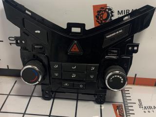 блок управления печки / климат-контроля Chevrolet Cruze 1 поколение [рестайлинг] 2015, 1.4 л., бензин, АКПП, седан