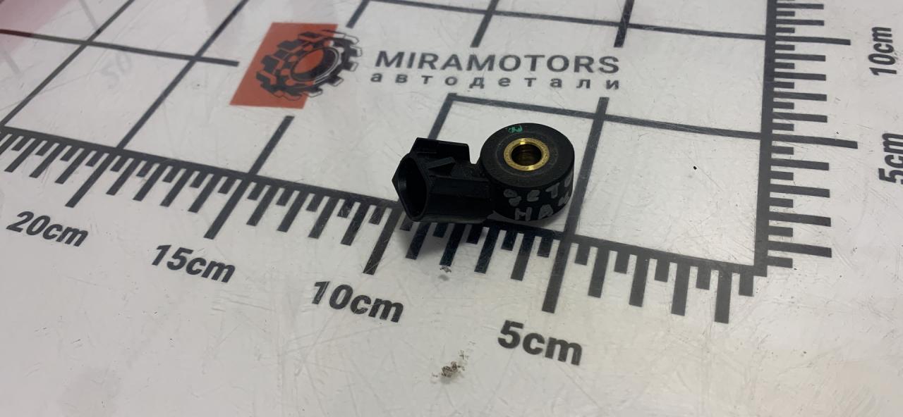 датчик детонации Chevrolet Malibu 9 поколение 2017, 1.5 л., бензин, АКПП, седан - фото №1