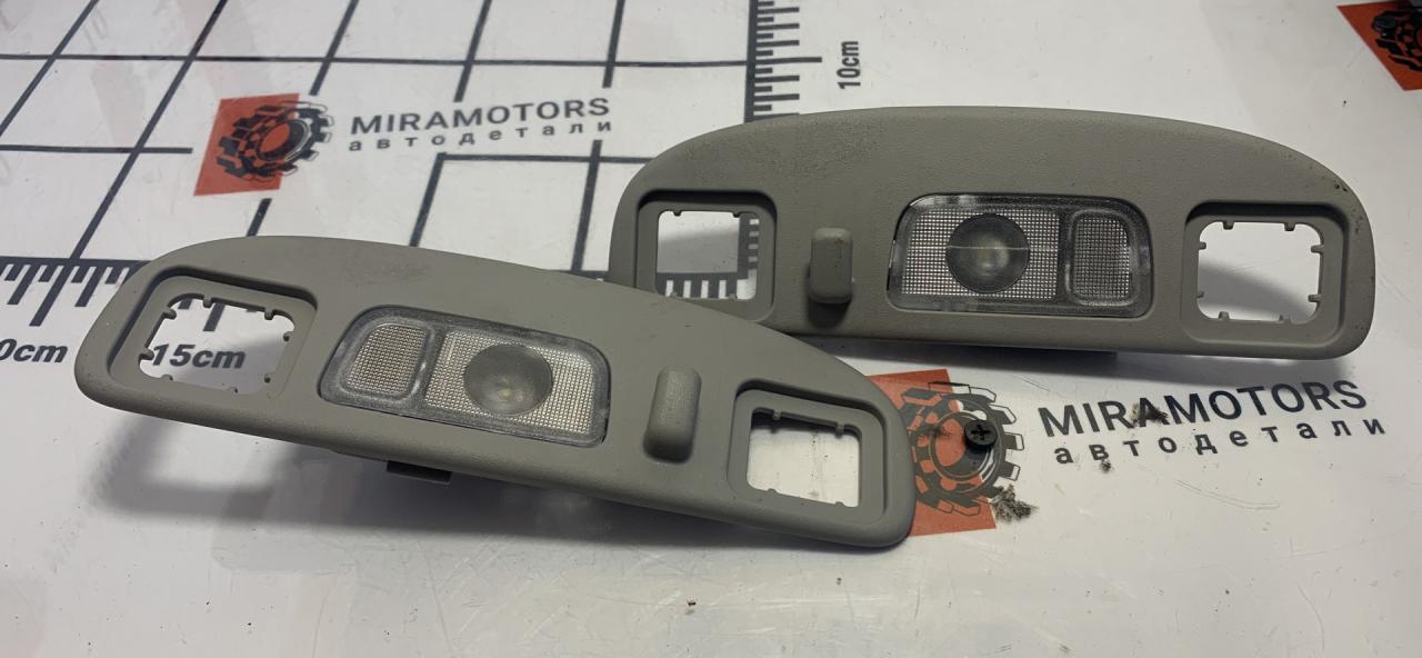 фонарь салона (плафон) Chevrolet Equinox 3 поколение 2018, 1.5 л., бензин, АКПП, внедорожник 5 дв. - фото №1