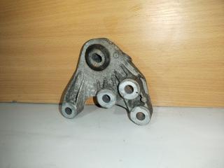 подушка крепления КПП Chevrolet Malibu 9 поколение 2016, 1.5 л., бензин, АКПП, седан