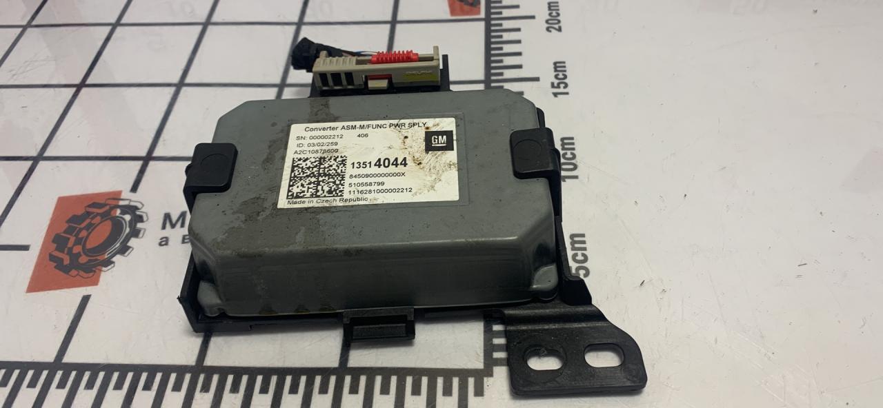 Преобразователь напряжения Chevrolet Malibu 9 поколение 2017, 1.5 л., бензин, АКПП, седан - фото №1