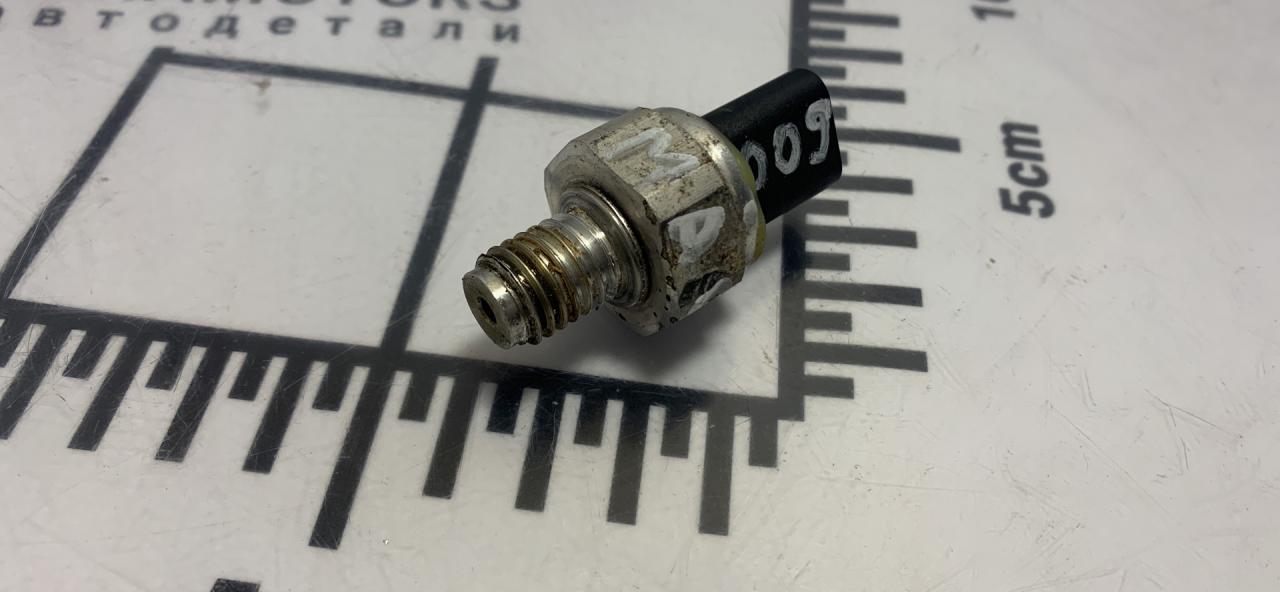 датчик давления масла Chevrolet Malibu 9 поколение 2016, 1.5 л., бензин, АКПП, седан - фото №1